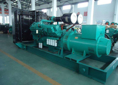 双滦800kw康明斯柴油发电机组